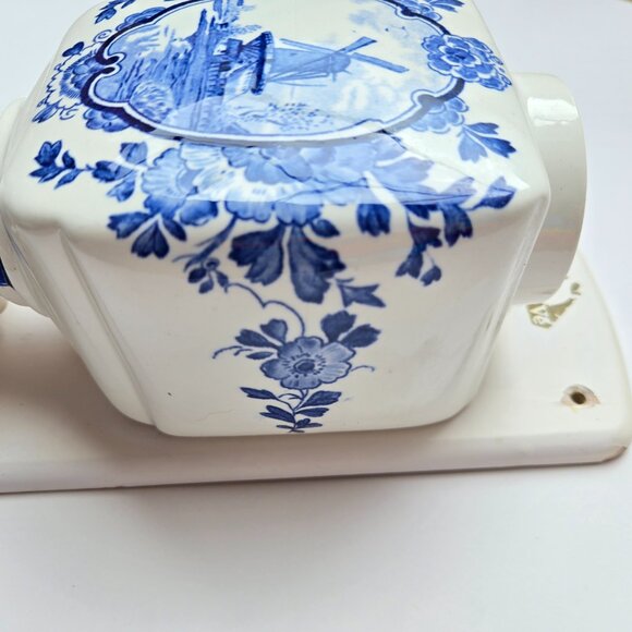 Vintage De Ve HOLLAND Wall Mount Coffee Grinder Blue Delft Windmill | Dutch - Picture 7 of 17